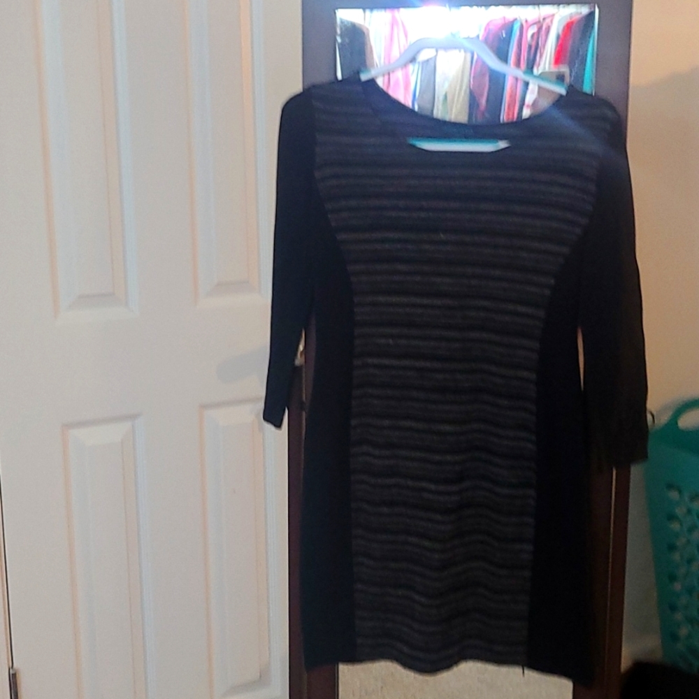 Black and gray striped dress size XL